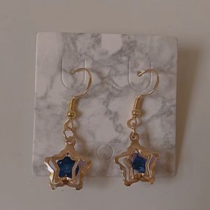 Blue star earrings